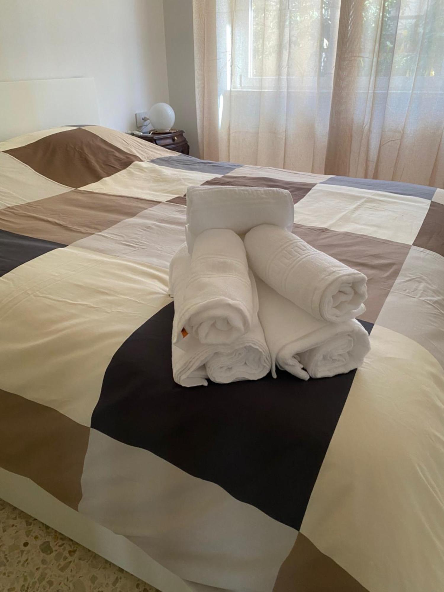 B&B Poseidon Φιουμιτσίνο Εξωτερικό φωτογραφία